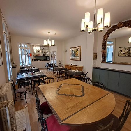 Hotel Trianon Vichy Esterno foto