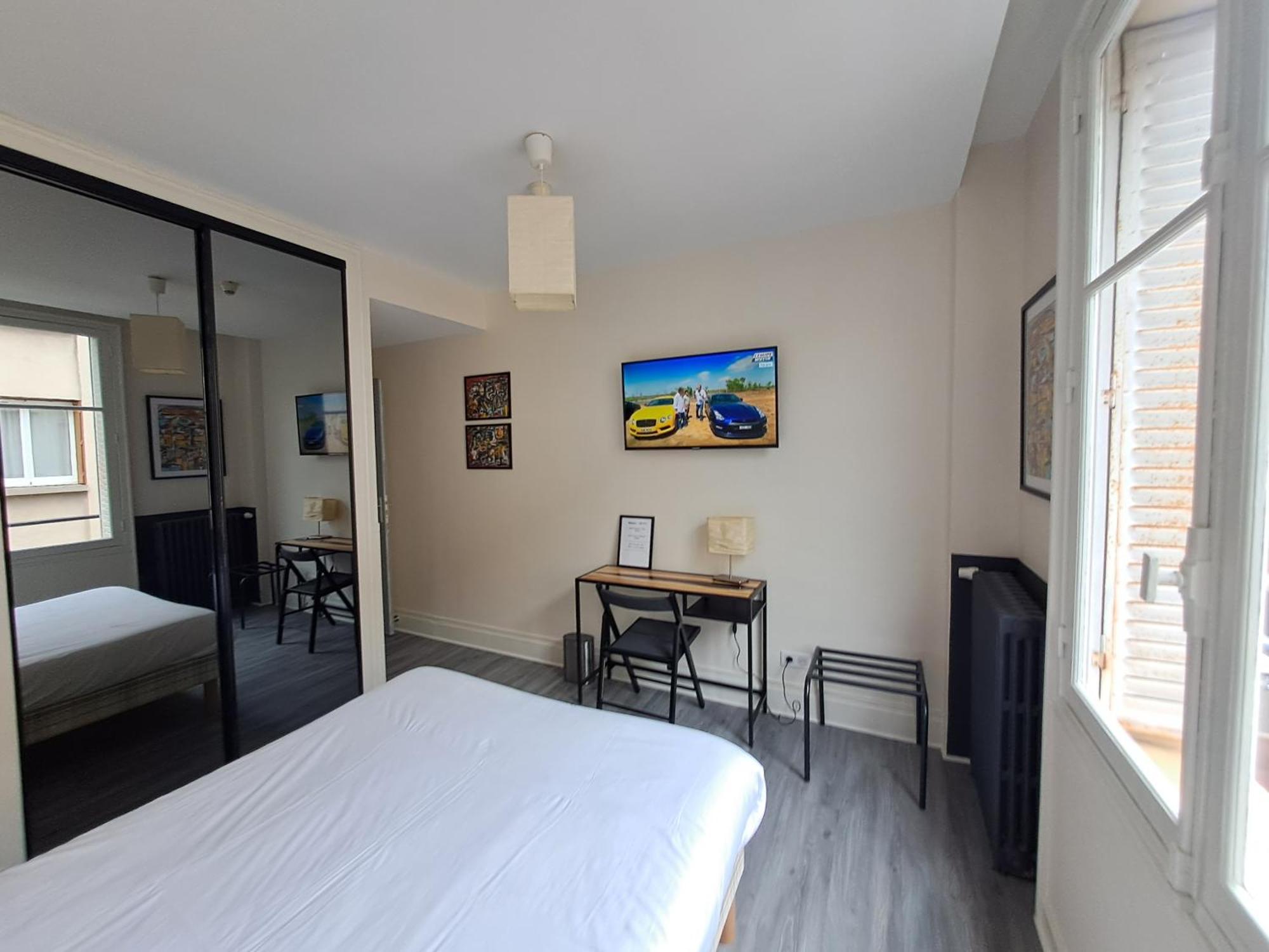 Hotel Trianon Vichy Esterno foto