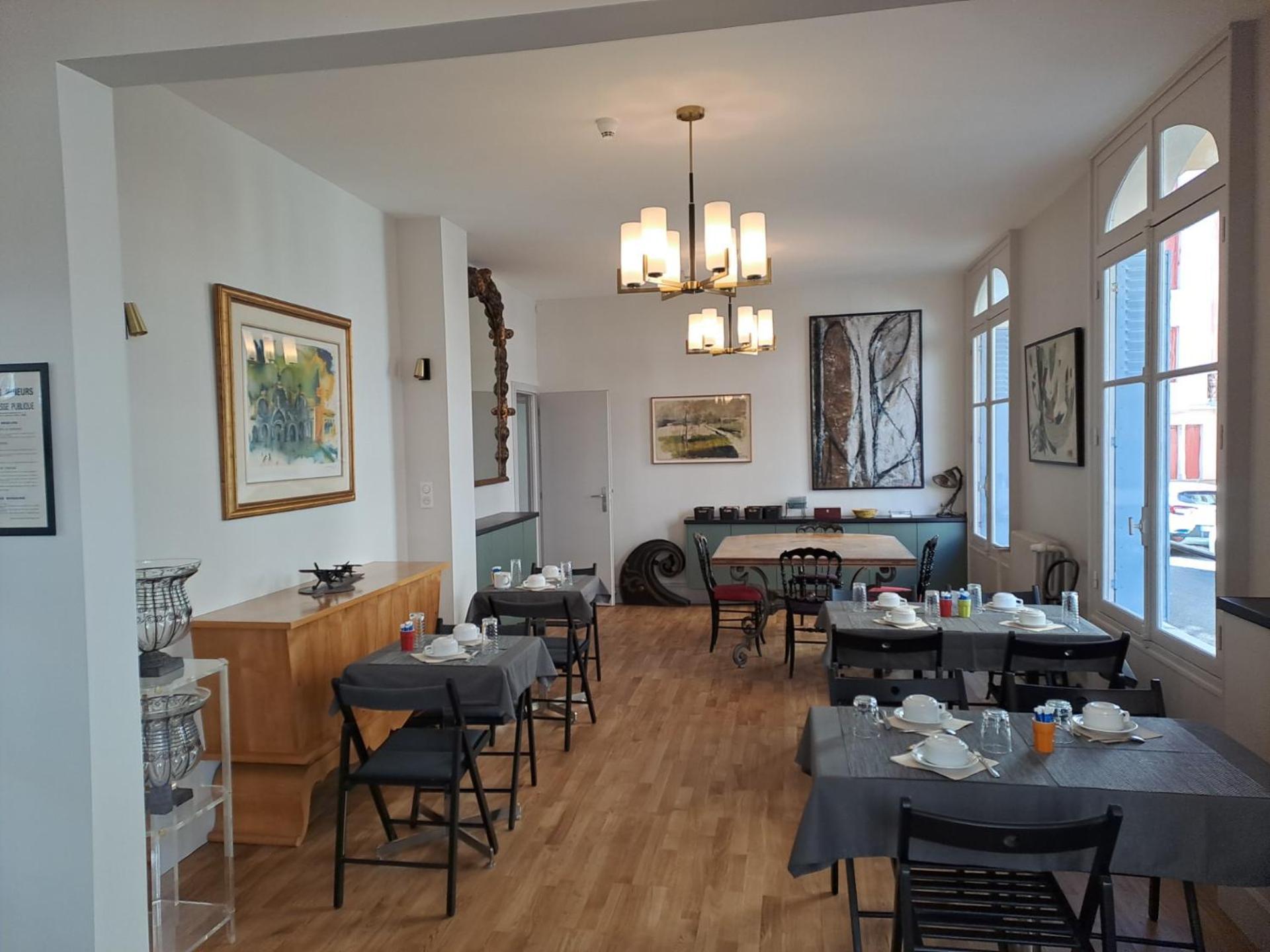 Hotel Trianon Vichy Esterno foto